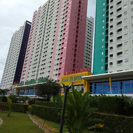 Apartment Comfy 2 Bedroom Nerine Jakarta Buitenkant foto